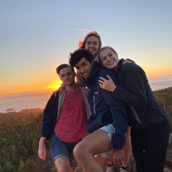 Meet your Posher, Sarah - Picture 4 of 4